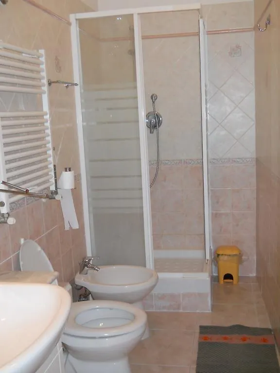 Guest house Le Pietre Di Giada Bed & Breakfast Rome Italy